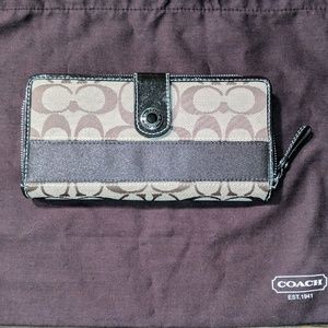 Coach Signature Stripe Accordian Wallet.
